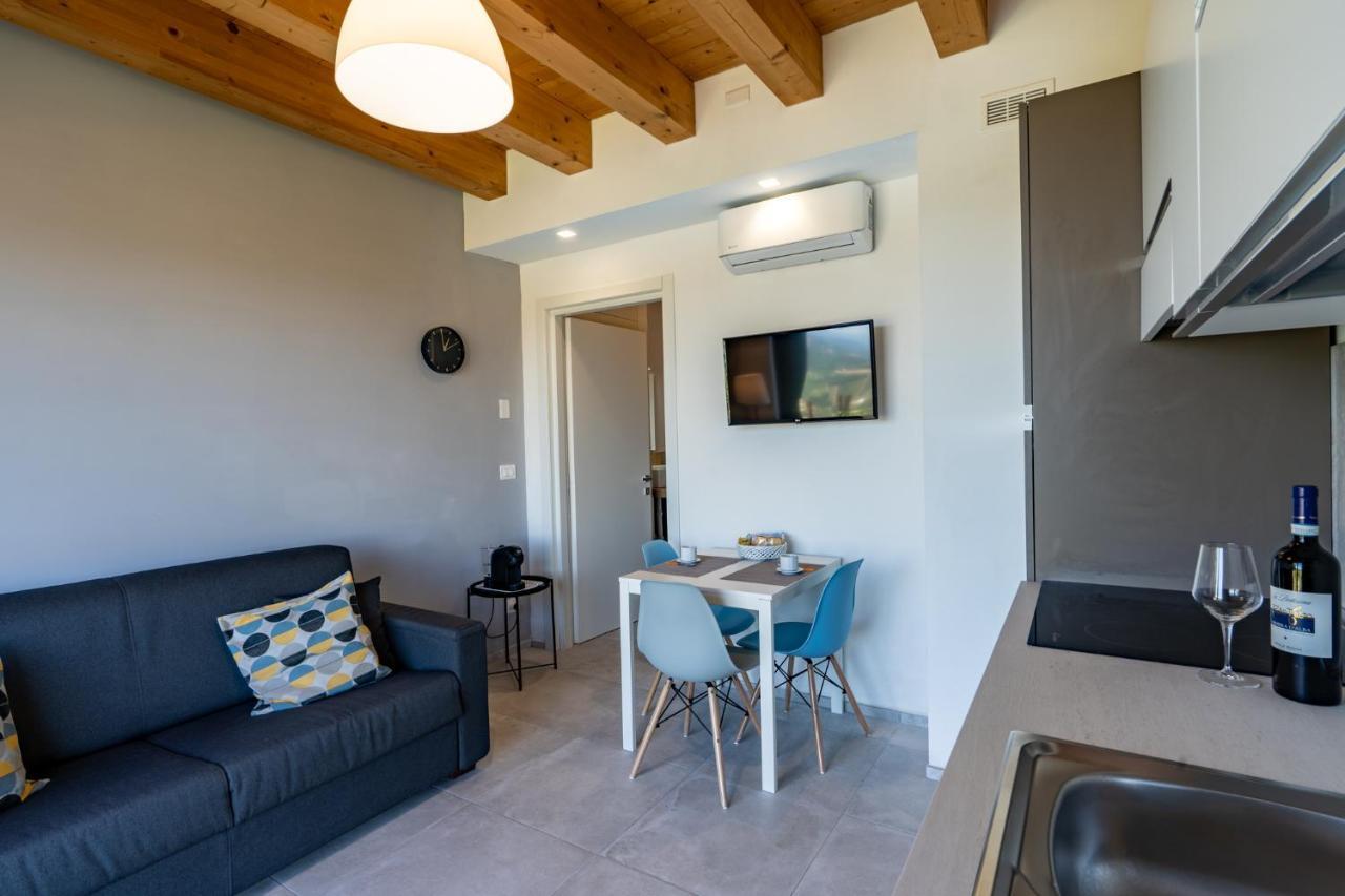 Casa Tina Holiday Home Diano dʼAlba Exterior foto